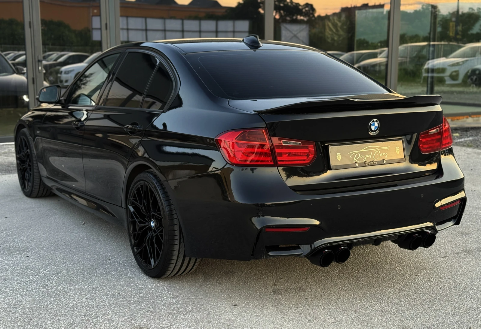 BMW 330 /M preformance/ - изображение 7