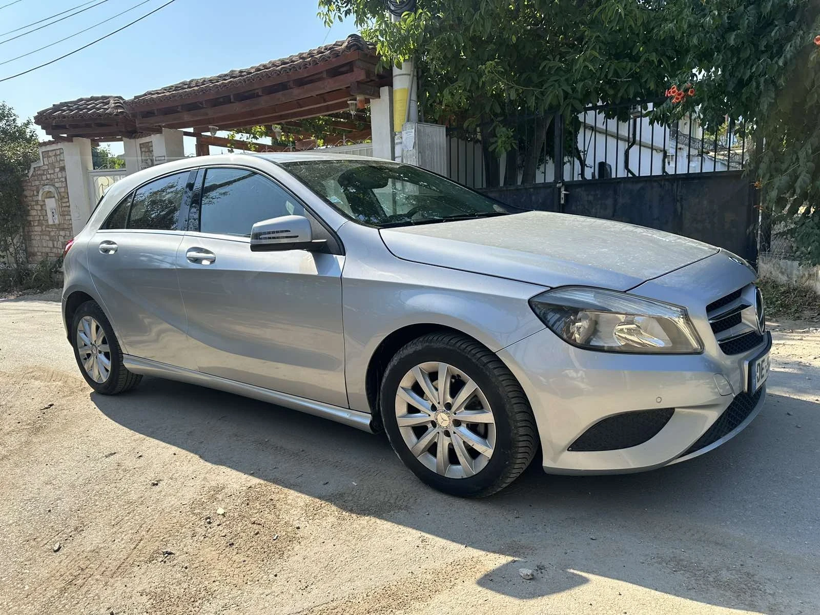 Mercedes-Benz A 180  - изображение 2