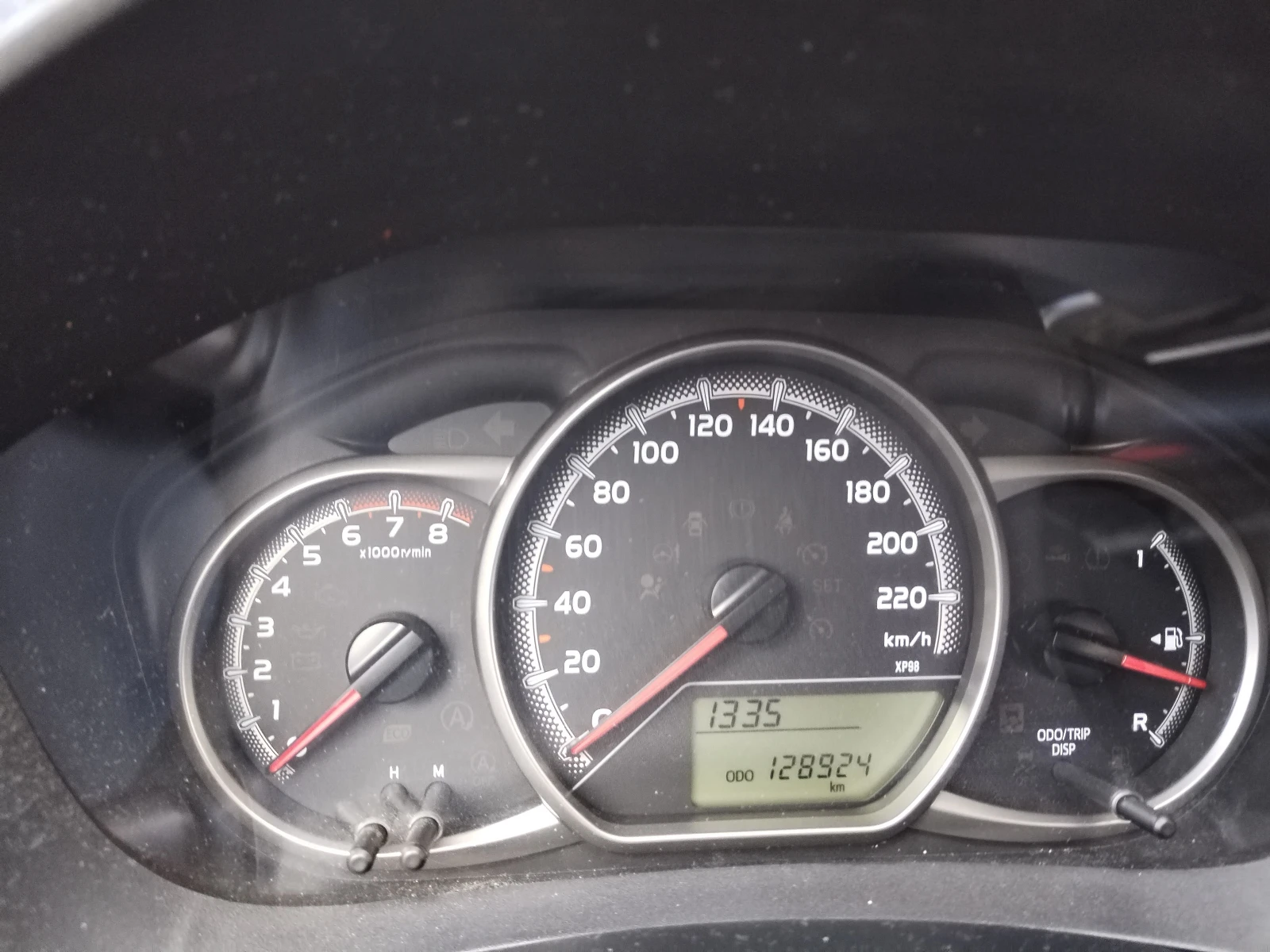 Toyota Yaris  - изображение 6