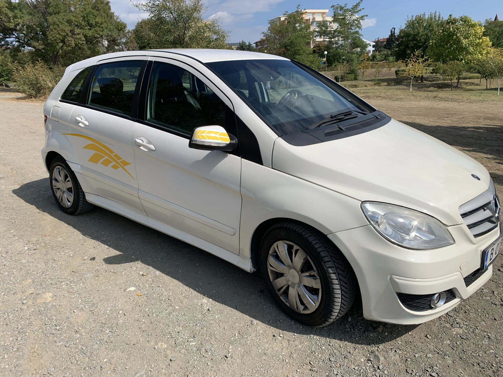 Mercedes-Benz B 180  - изображение 2