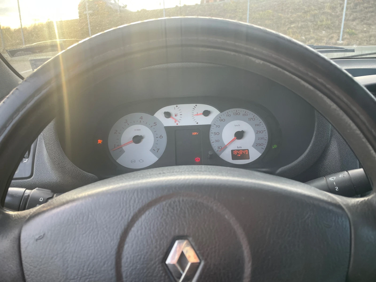 Renault Symbol  - изображение 7