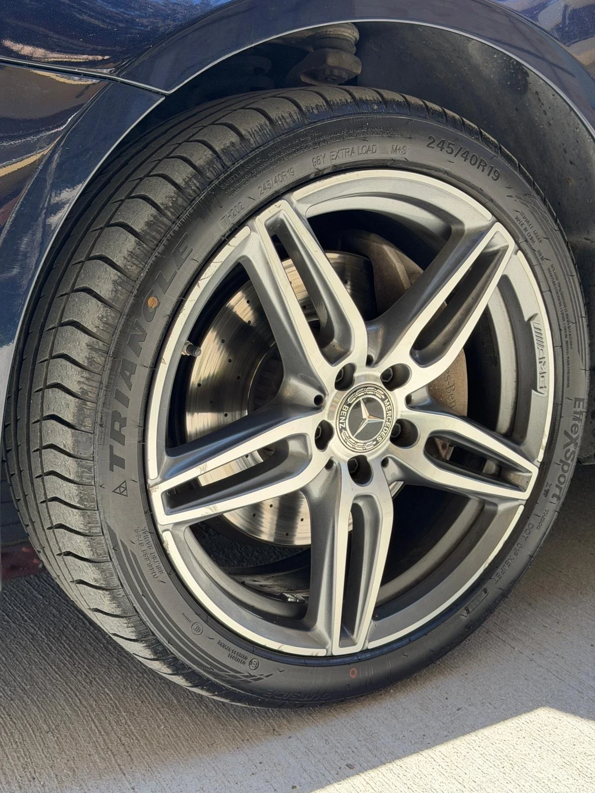Mercedes-Benz E 220  4 MATIC -Спорт Пакет, снимка 10 - Автомобили и джипове - 54034504