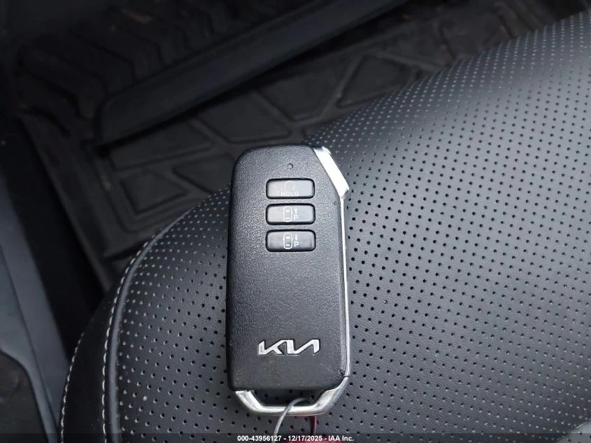 Kia EV6 WIND AWD 320кс - изображение 10