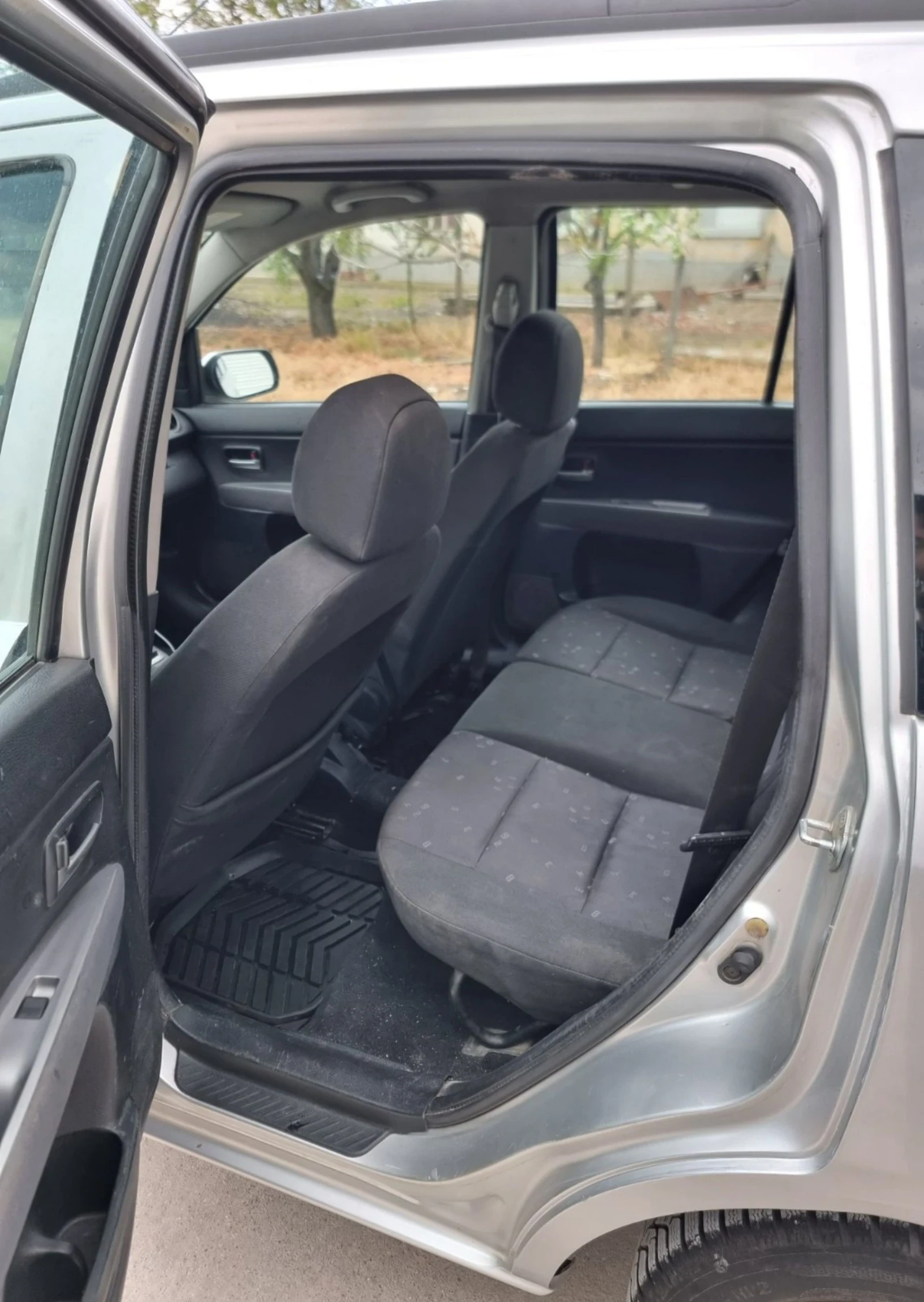 Mazda 2 1.6, снимка 8 - Автомобили и джипове - 54257812