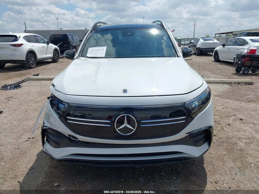 Mercedes-Benz EQB 300 Suv 4Matic * Крайна цена до БГ* , снимка 12 - Автомобили и джипове - 54378975