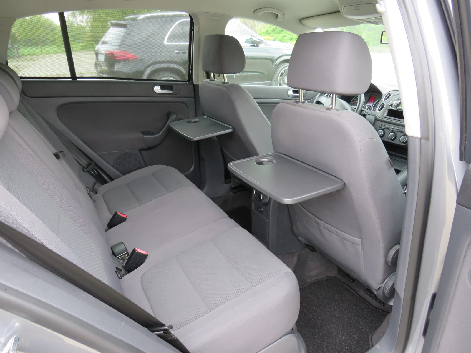 VW Golf Plus РЪЧКА 1.6 БЕНЗИН, снимка 12 - Автомобили и джипове - 54507911