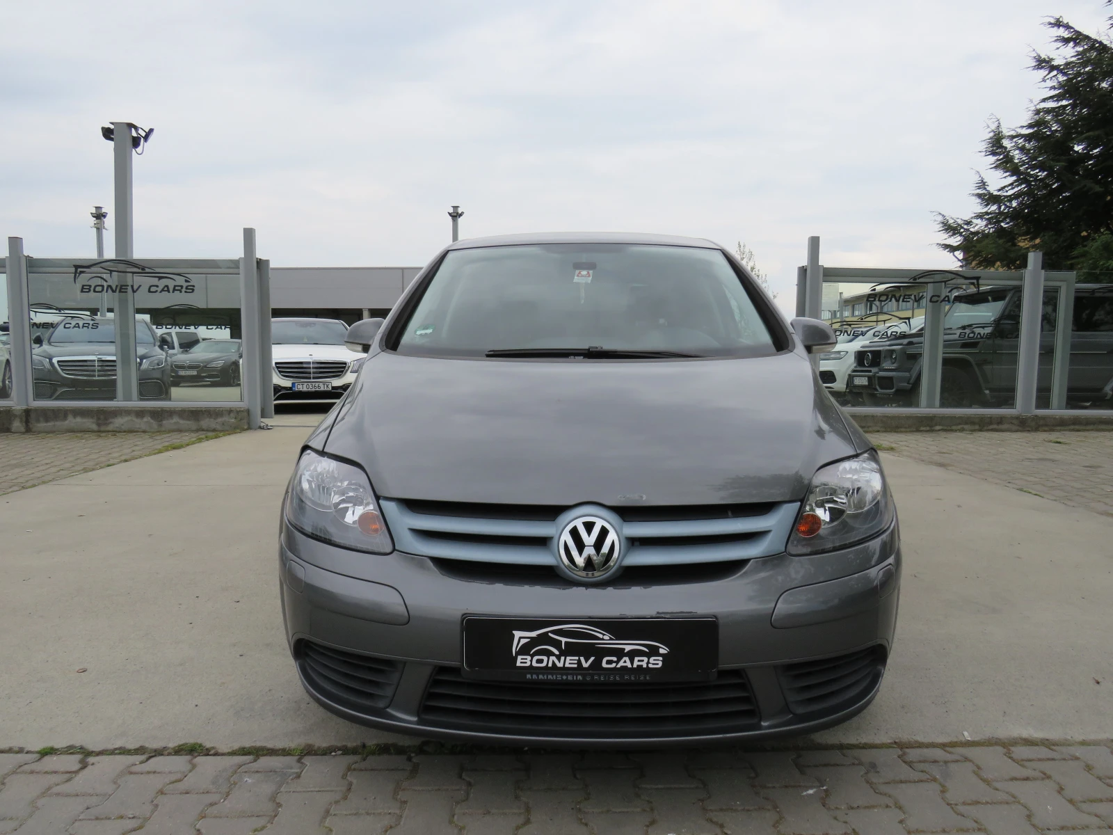 VW Golf Plus РЪЧКА 1.6 БЕНЗИН, снимка 2 - Автомобили и джипове - 54507911