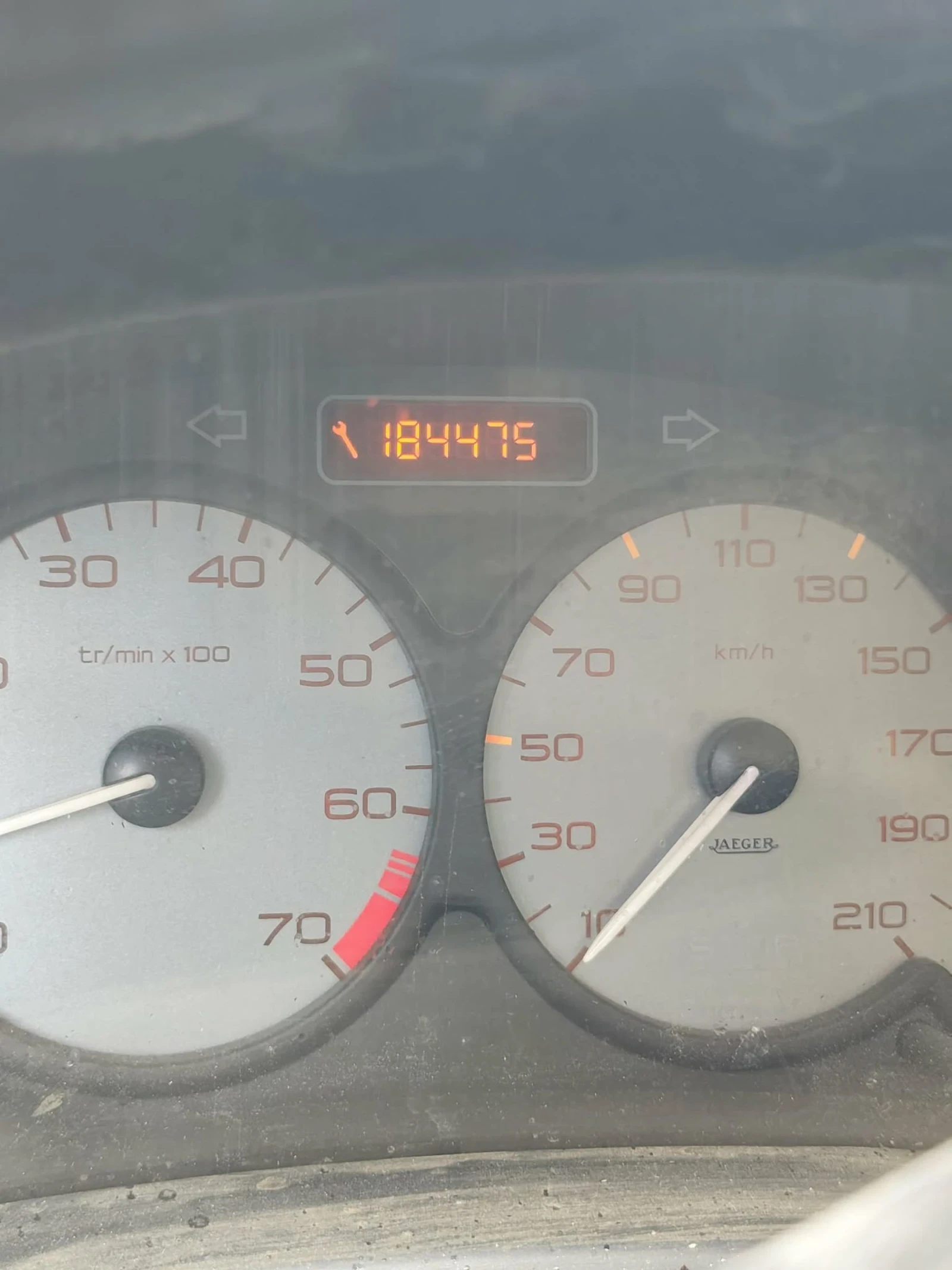Citroen Berlingo 1.6 Бензин , снимка 7 - Автомобили и джипове - 54576179