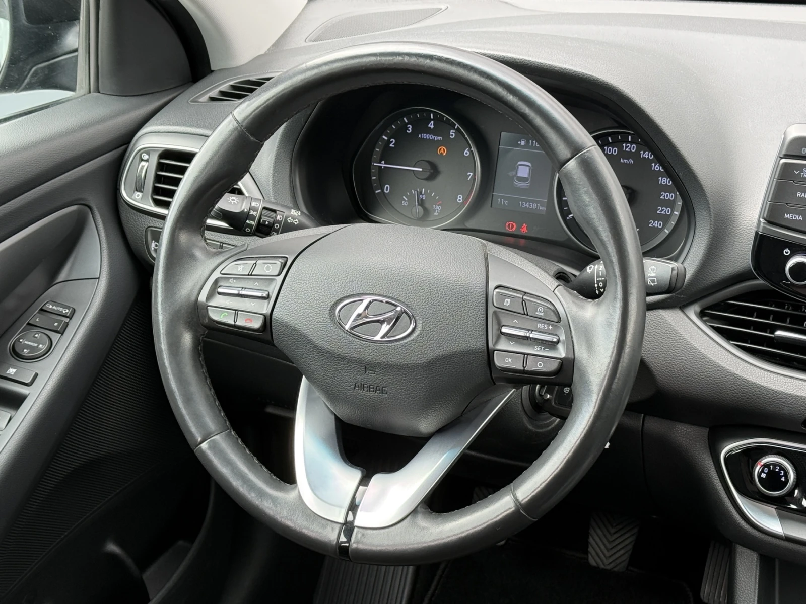 Hyundai I30 1.0, снимка 9 - Автомобили и джипове - 54962412