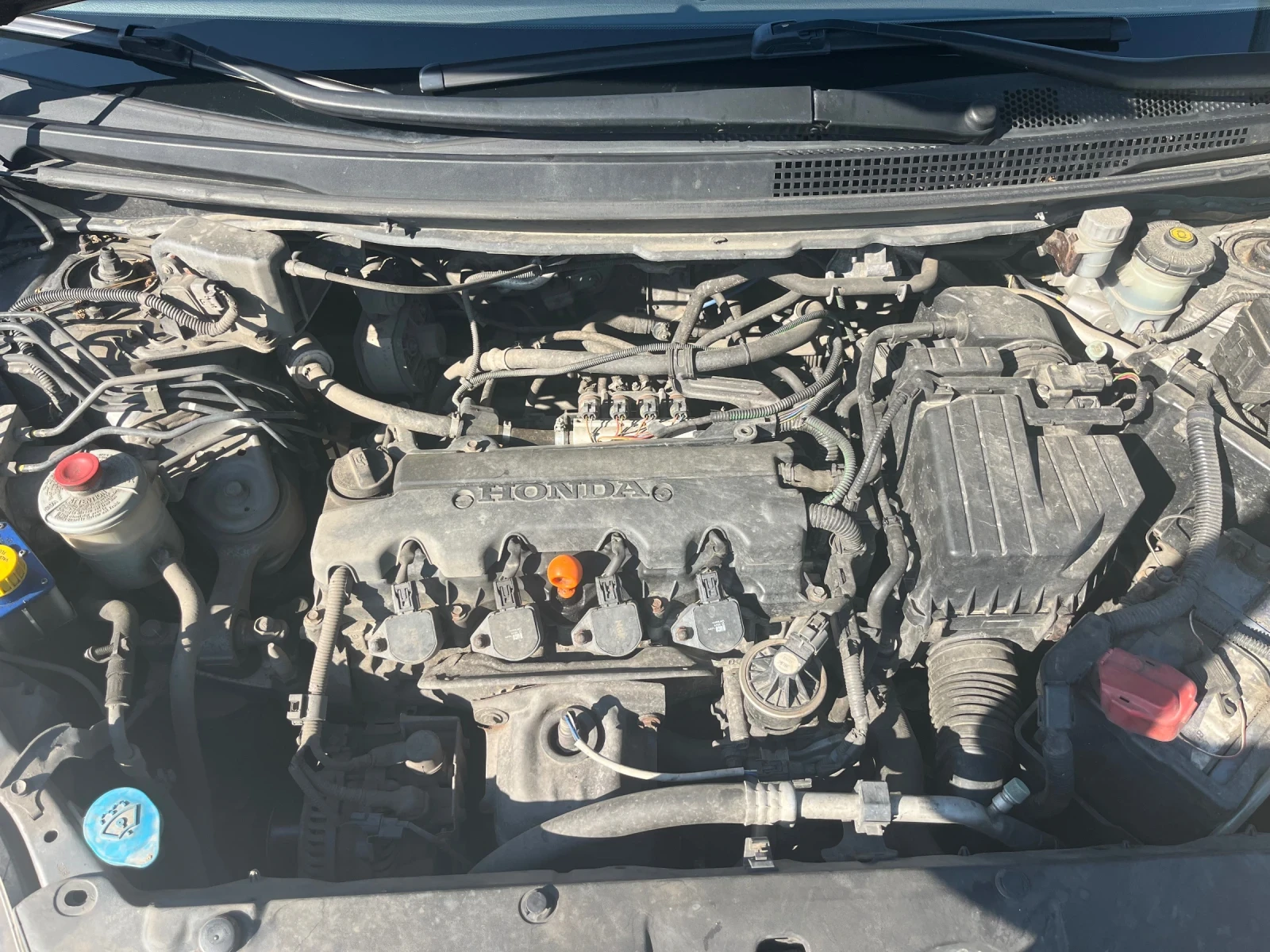 Honda Fr-v 1.8i Facelift, снимка 15 - Автомобили и джипове - 55386093