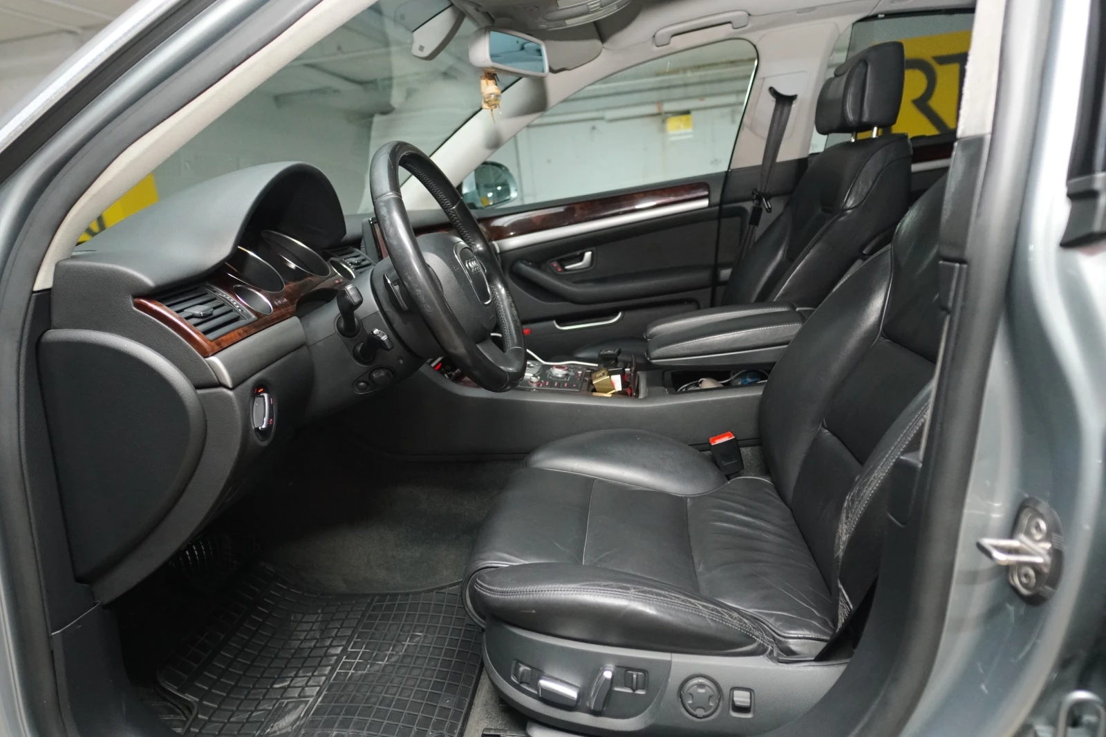 Audi A8 FACELIFT/СМЕНЕНИ ВЕРИГИ, снимка 10 - Автомобили и джипове - 55529950