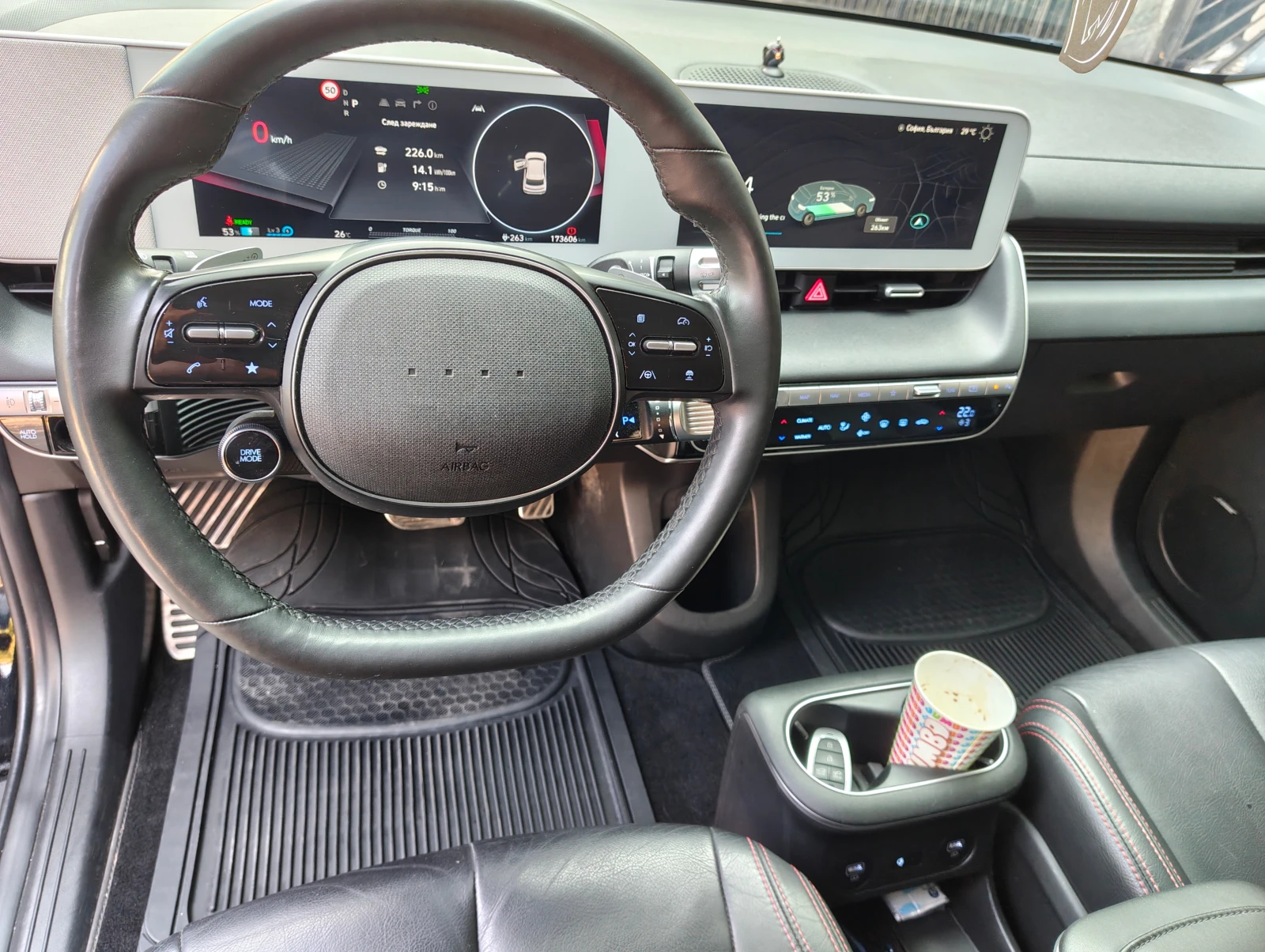 Hyundai Ioniq 5 77.7KWh* V2L* PREMIUM LINE* LED* Термопомпа, снимка 9 - Автомобили и джипове - 55753212