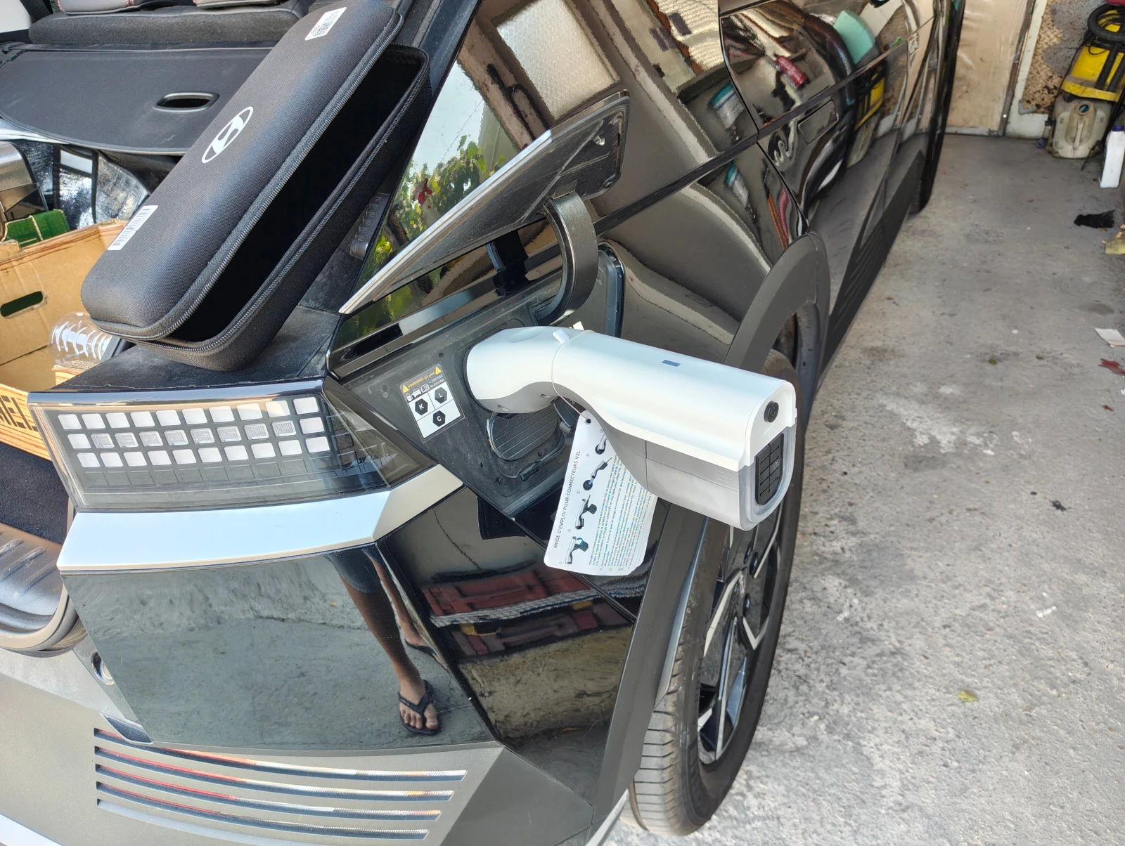 Hyundai Ioniq 5 77.7KWh* V2L* PREMIUM LINE* LED* Термопомпа, снимка 17 - Автомобили и джипове - 55753212