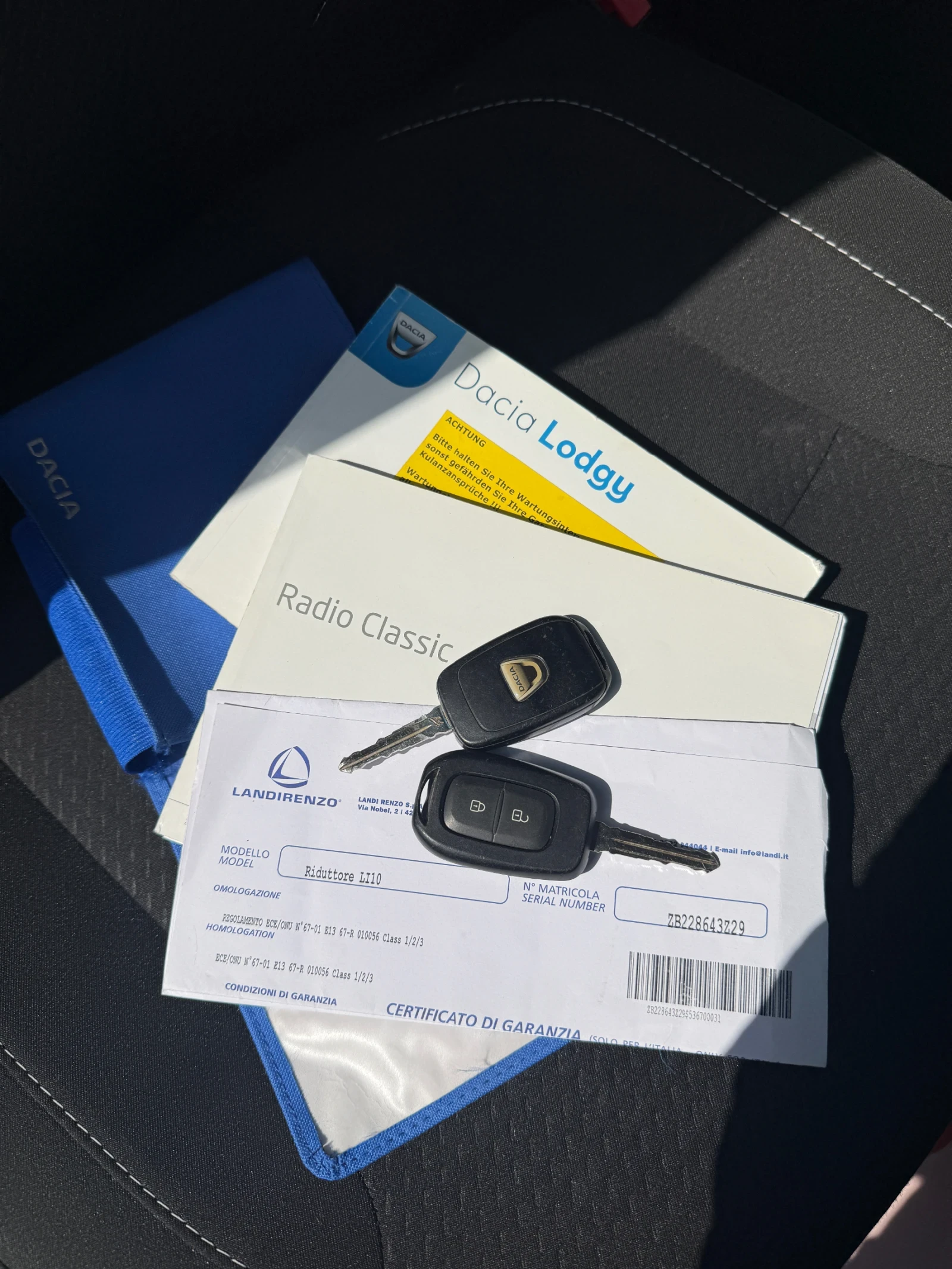 Dacia Lodgy 1.6 LPG / 6+ 1, снимка 14 - Автомобили и джипове - 55792440