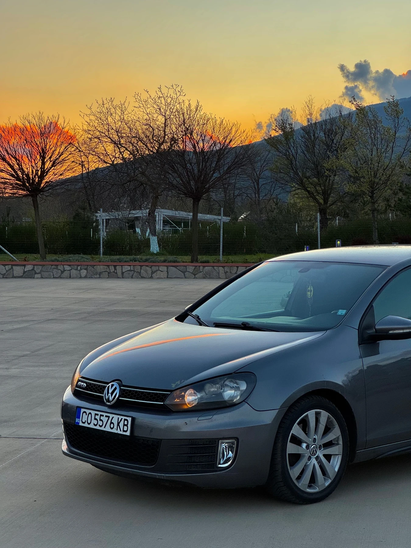 VW Golf, снимка 11 - Автомобили и джипове - 56138126