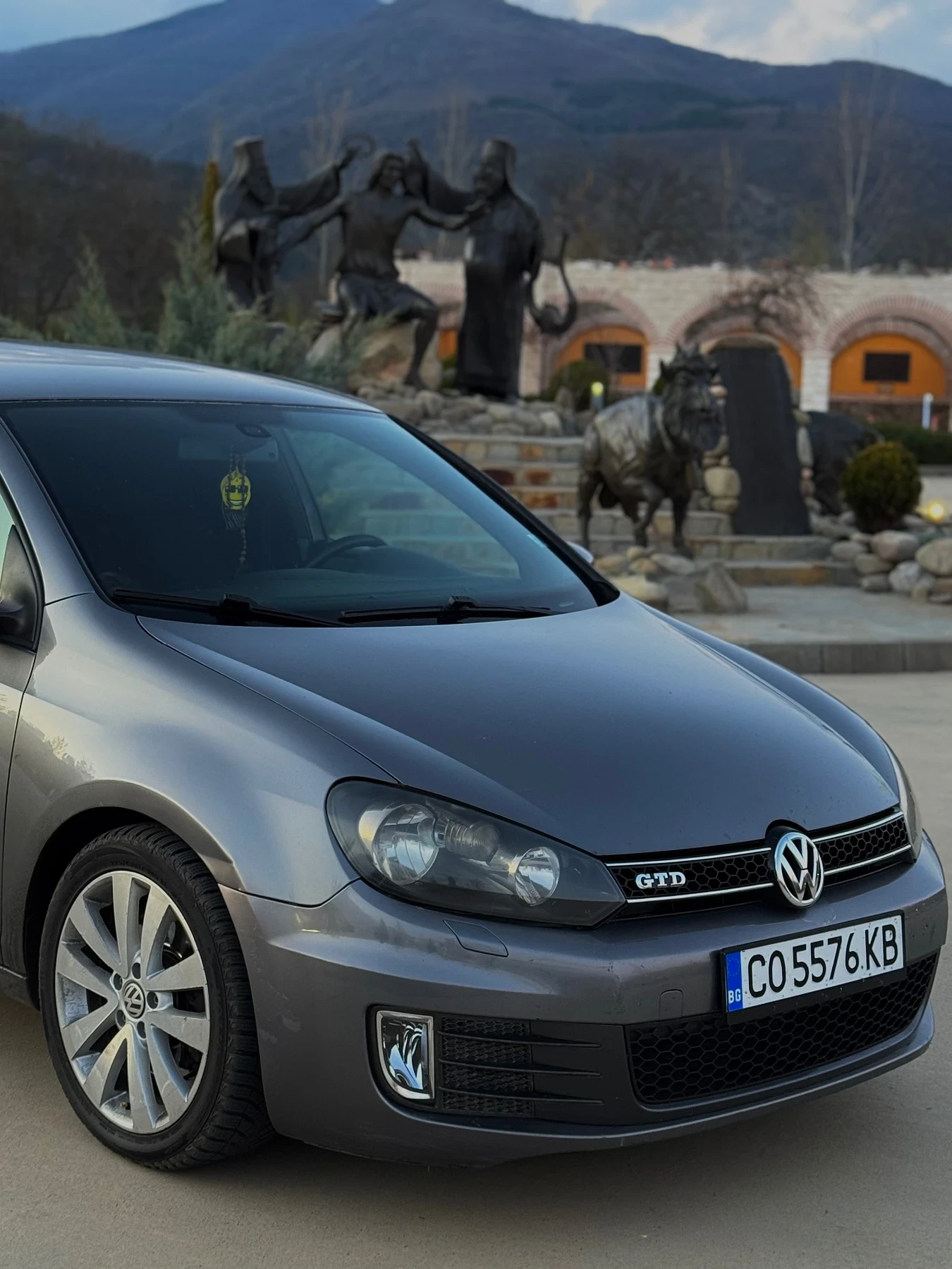 VW Golf, снимка 13 - Автомобили и джипове - 56138126