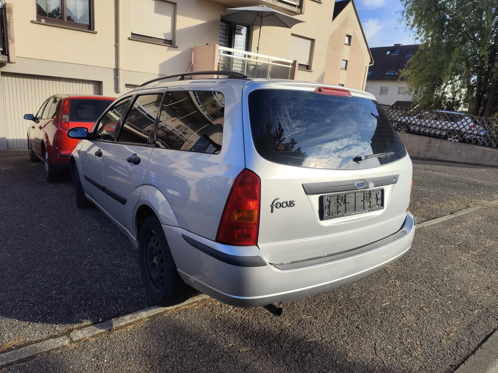 Ford Focus 1.6i zetec , снимка 6 - Автомобили и джипове - 56360184