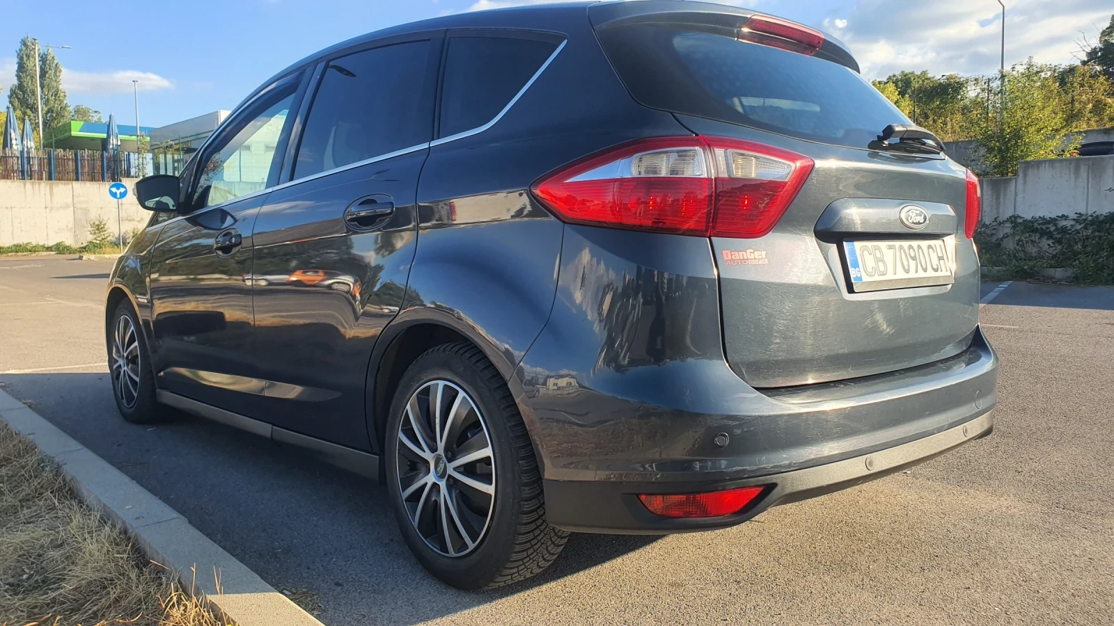Ford C-max 1.6TDCi, снимка 4 - Автомобили и джипове - 56466171
