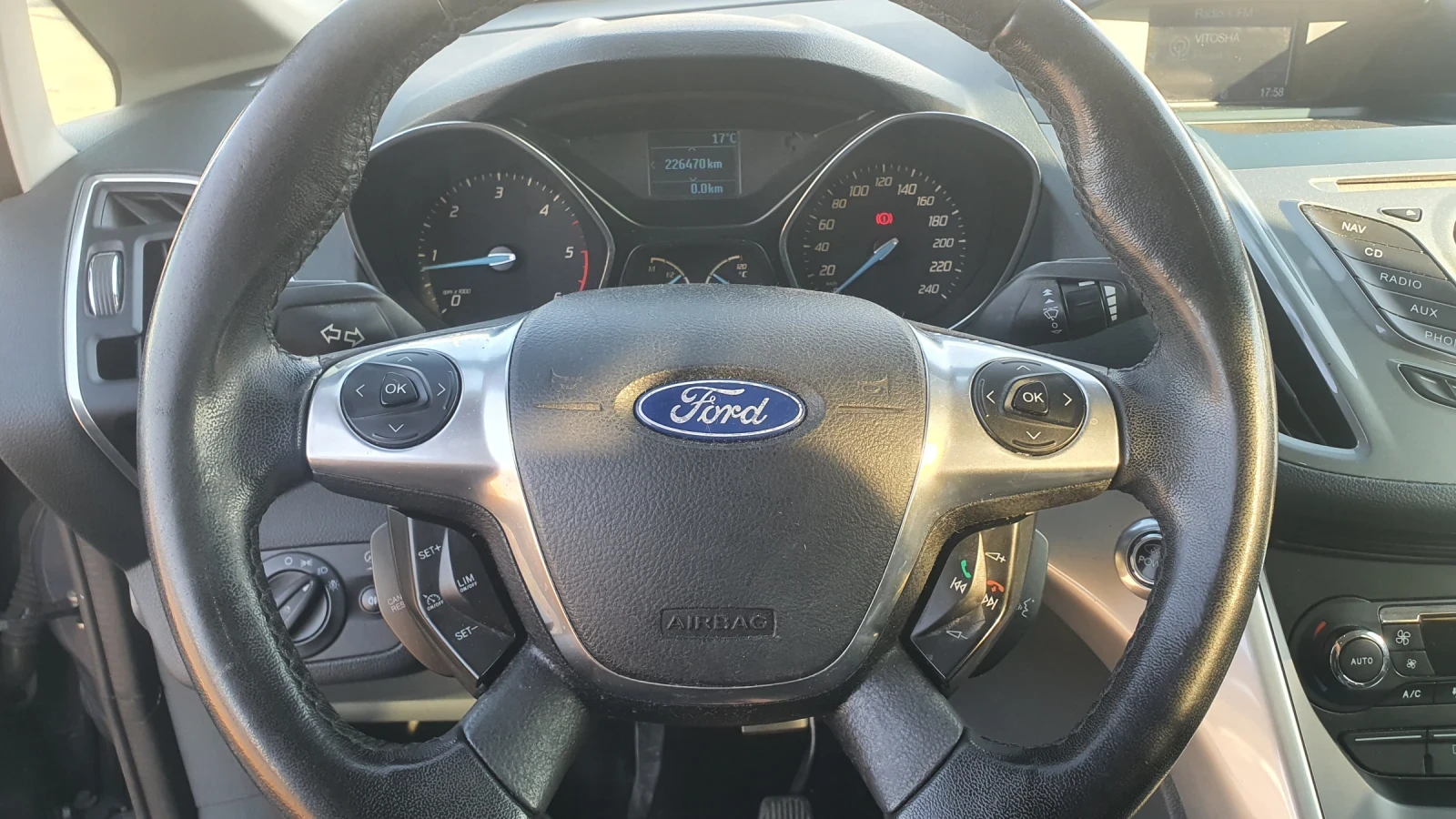 Ford C-max 1.6TDCi, снимка 9 - Автомобили и джипове - 56466171