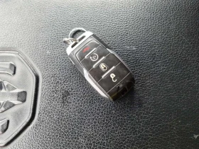 Dodge RAM 1500 REBEL/CARFAX/Reverse Camera/Подгрев/Нави/, снимка 9