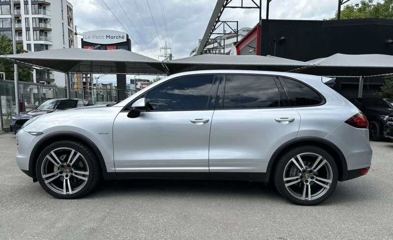 Porsche Cayenne 3.0 Diesel, снимка 3 - Автомобили и джипове - 45960422