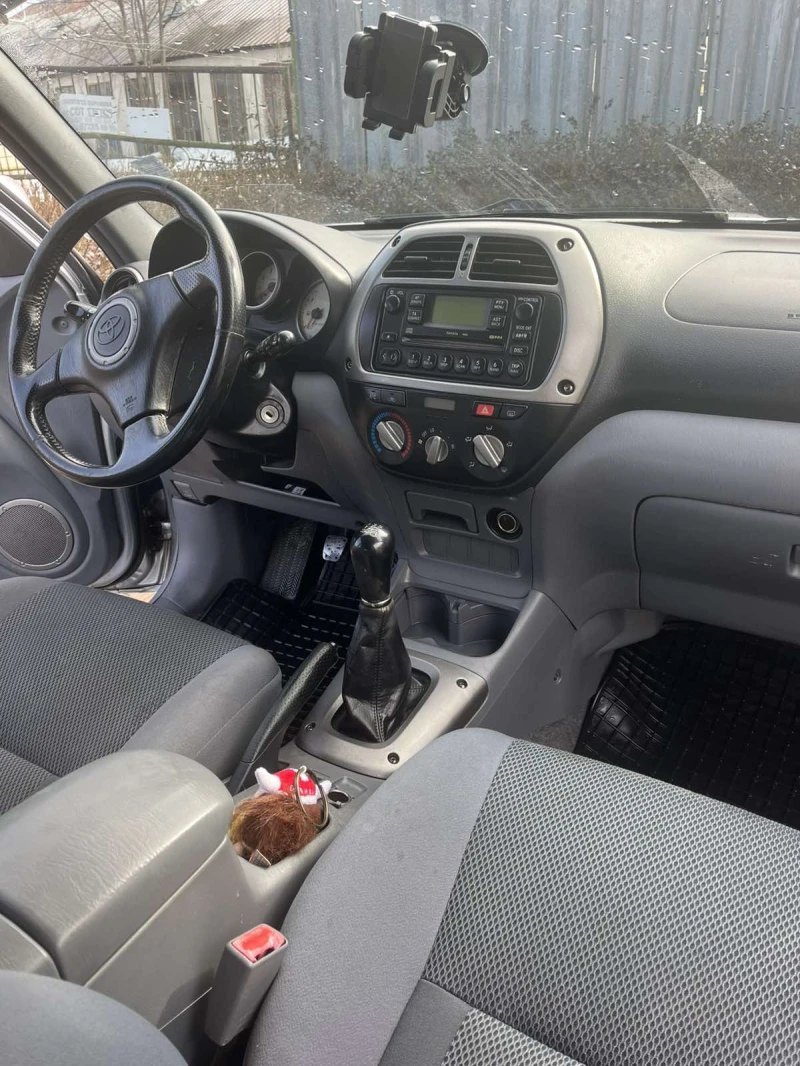 Toyota Rav4 2.0 D4D 116 кс., снимка 7 - Автомобили и джипове - 48949446