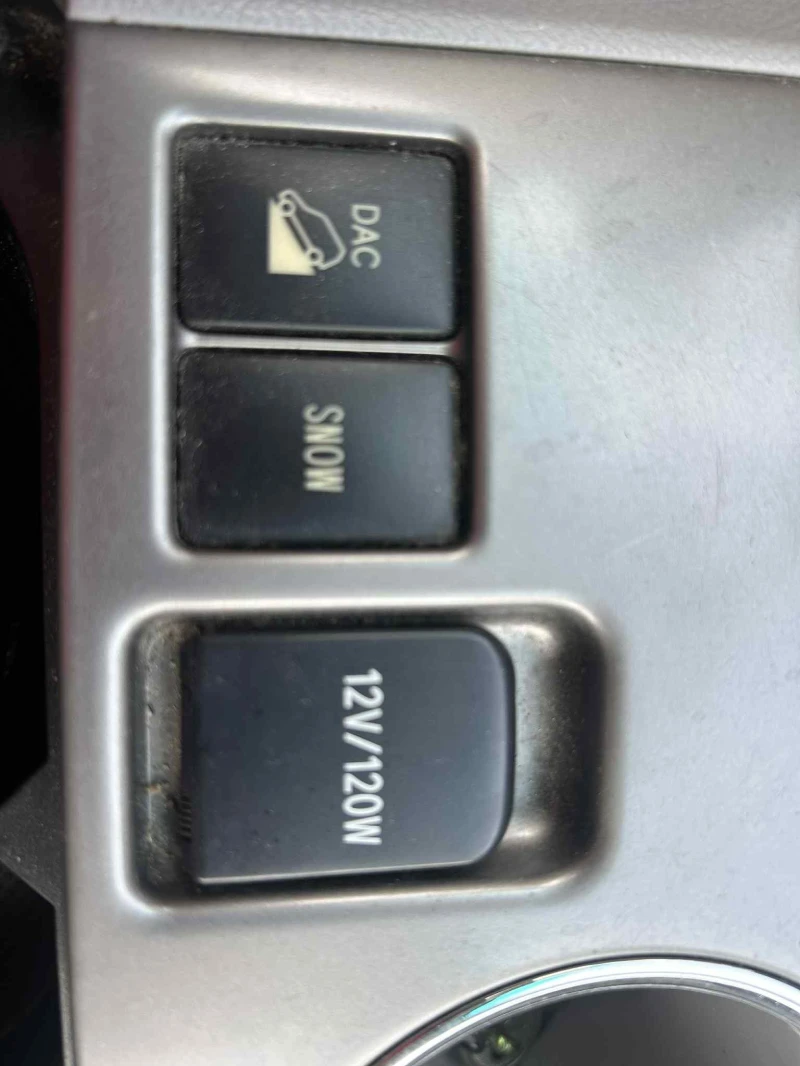 Toyota Highlander Standard 3.5 4WD 4x4 , снимка 10 - Автомобили и джипове - 51634553