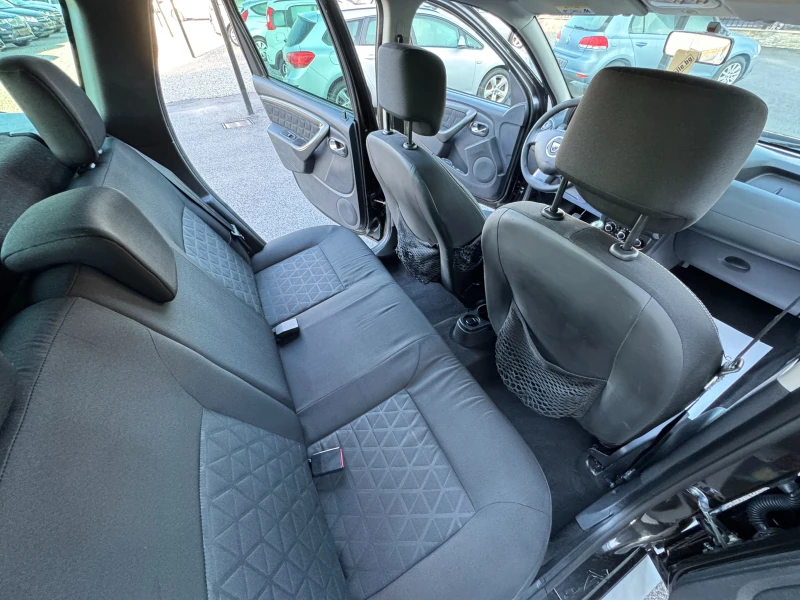 Dacia Duster 1.6I 105 К.С. GPL НОВ ВНОС, снимка 12 - Автомобили и джипове - 52104212