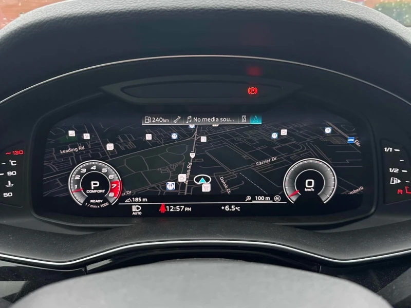 Audi Q8 Progressiv  CARFAX, снимка 16 - Автомобили и джипове - 52535821