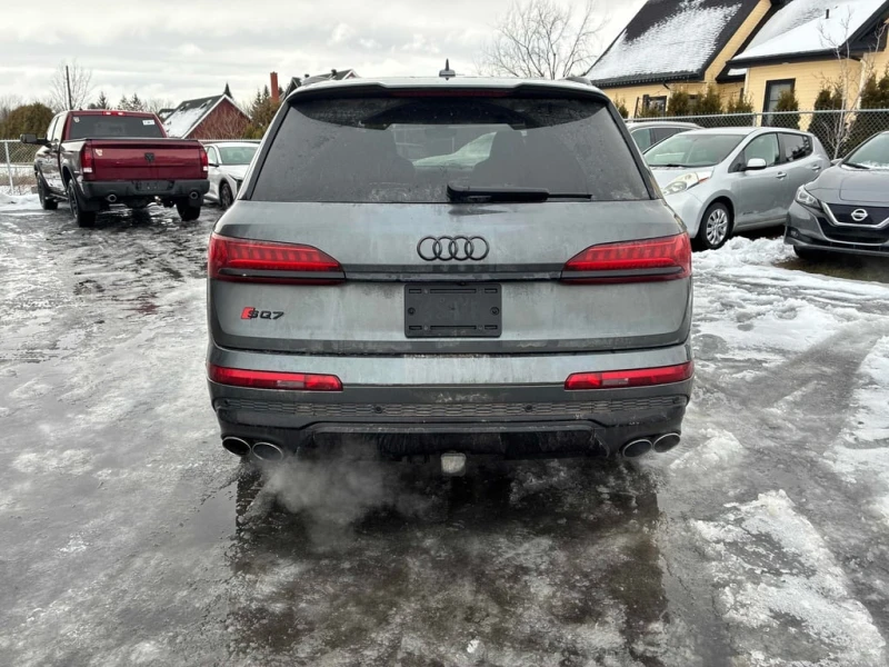 Audi SQ7 * Premium Plus * CARFAX * БЕЗ ПЪРВОНАЧАЛНА ВНОСКА, снимка 4 - Автомобили и джипове - 52943550