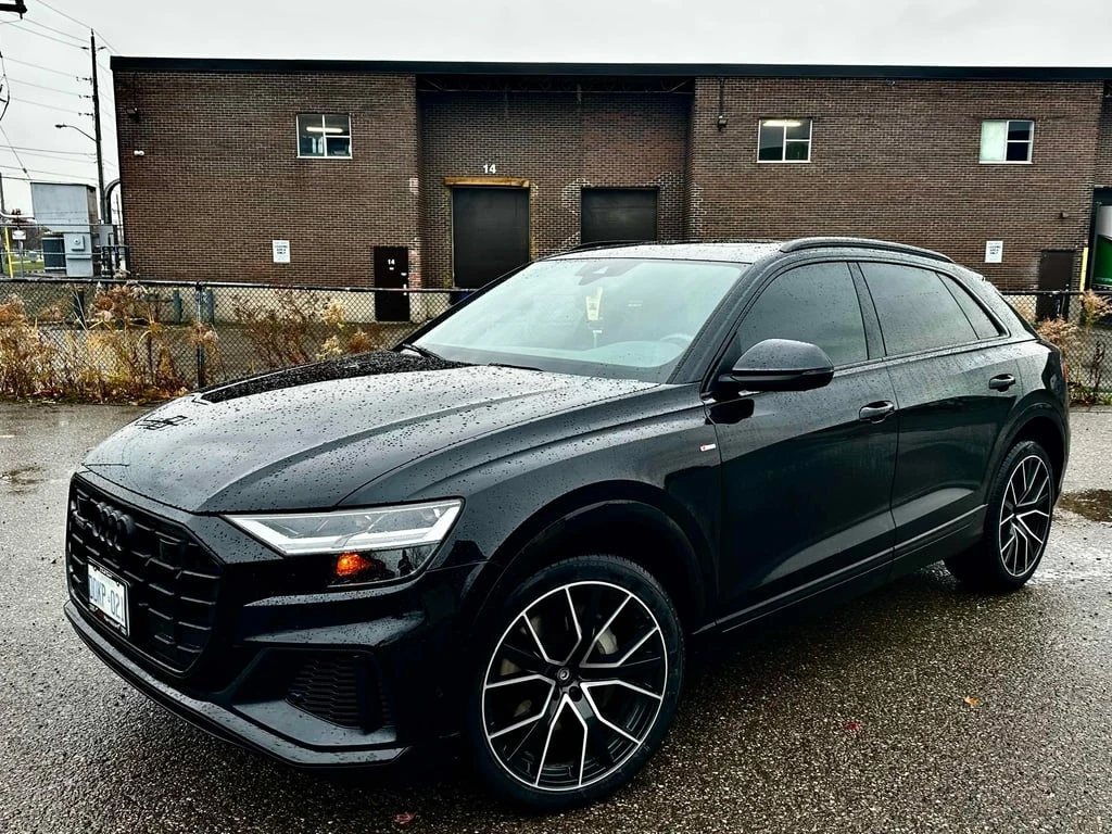Audi Q8 Progressiv  CARFAX, снимка 1