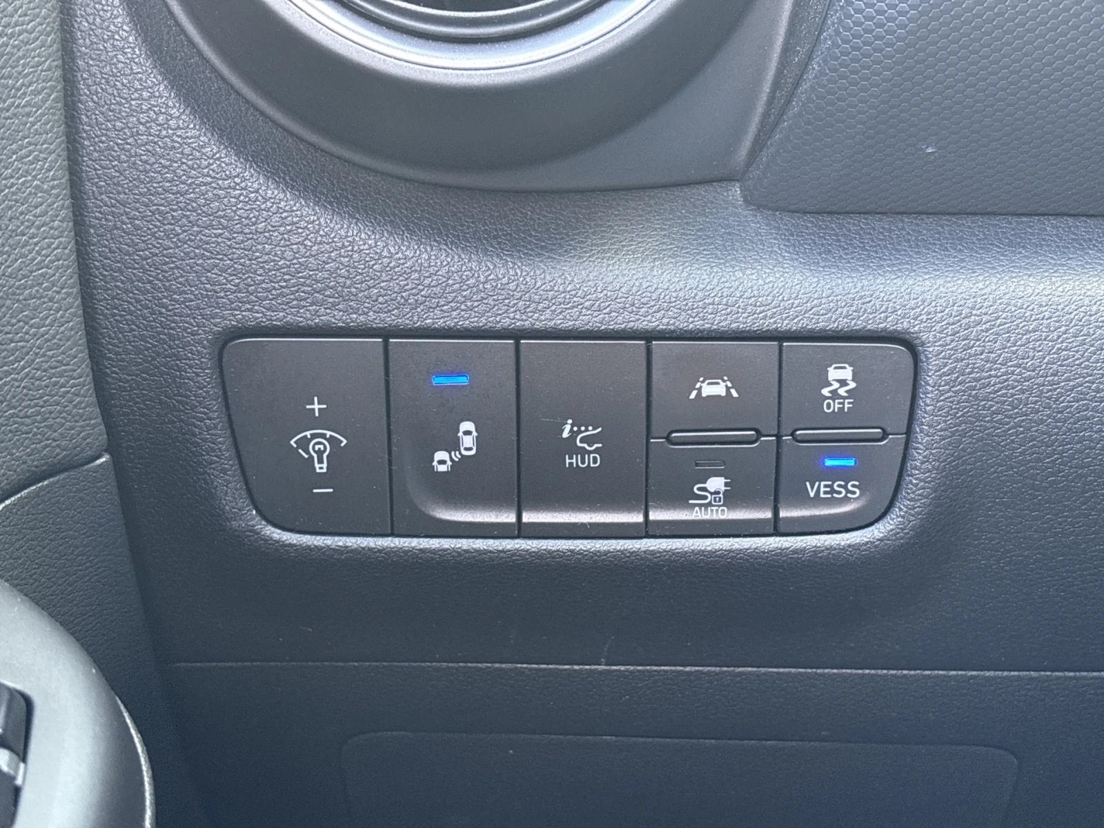 Hyundai Kona 64 KW Германия Реални КМ Сервизни Документи Топ  | Mobile.bg — изображение 11