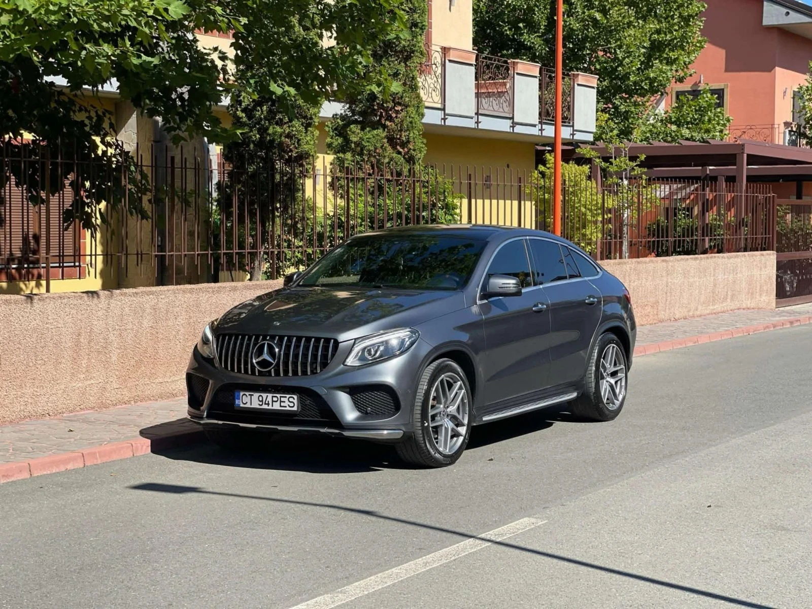 Mercedes-Benz GLE 350 AMG Packet/ Обслужена/ ЛИЗИНГ - изображение 4