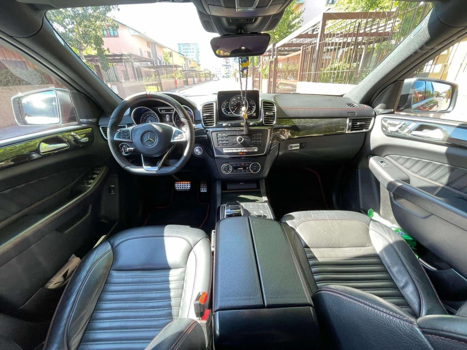 Mercedes-Benz GLE 350 AMG Packet/ Обслужена/ ЛИЗИНГ - изображение 9