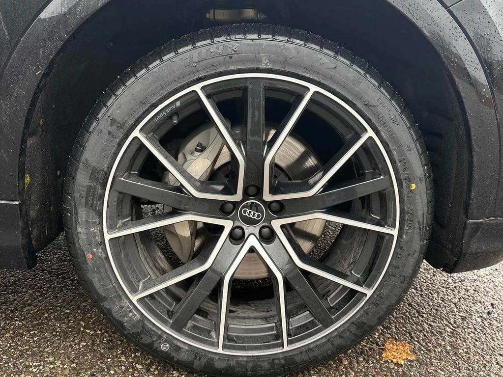 Audi Q8 Progressiv  CARFAX | Mobile.bg   7