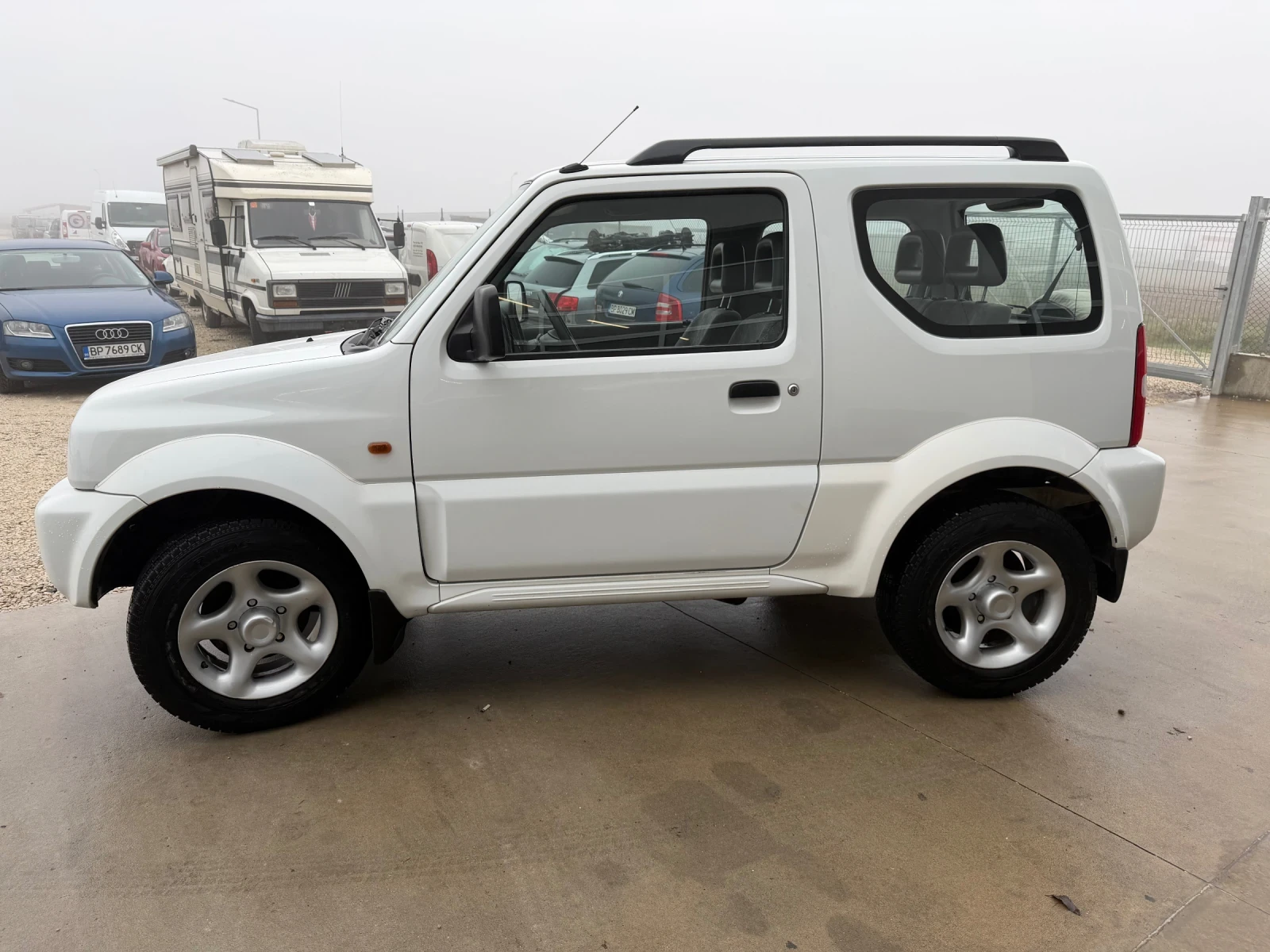 Suzuki Jimny 1.3/80кс 4х4 Климатик 100000км Сервизни Документи - изображение 4