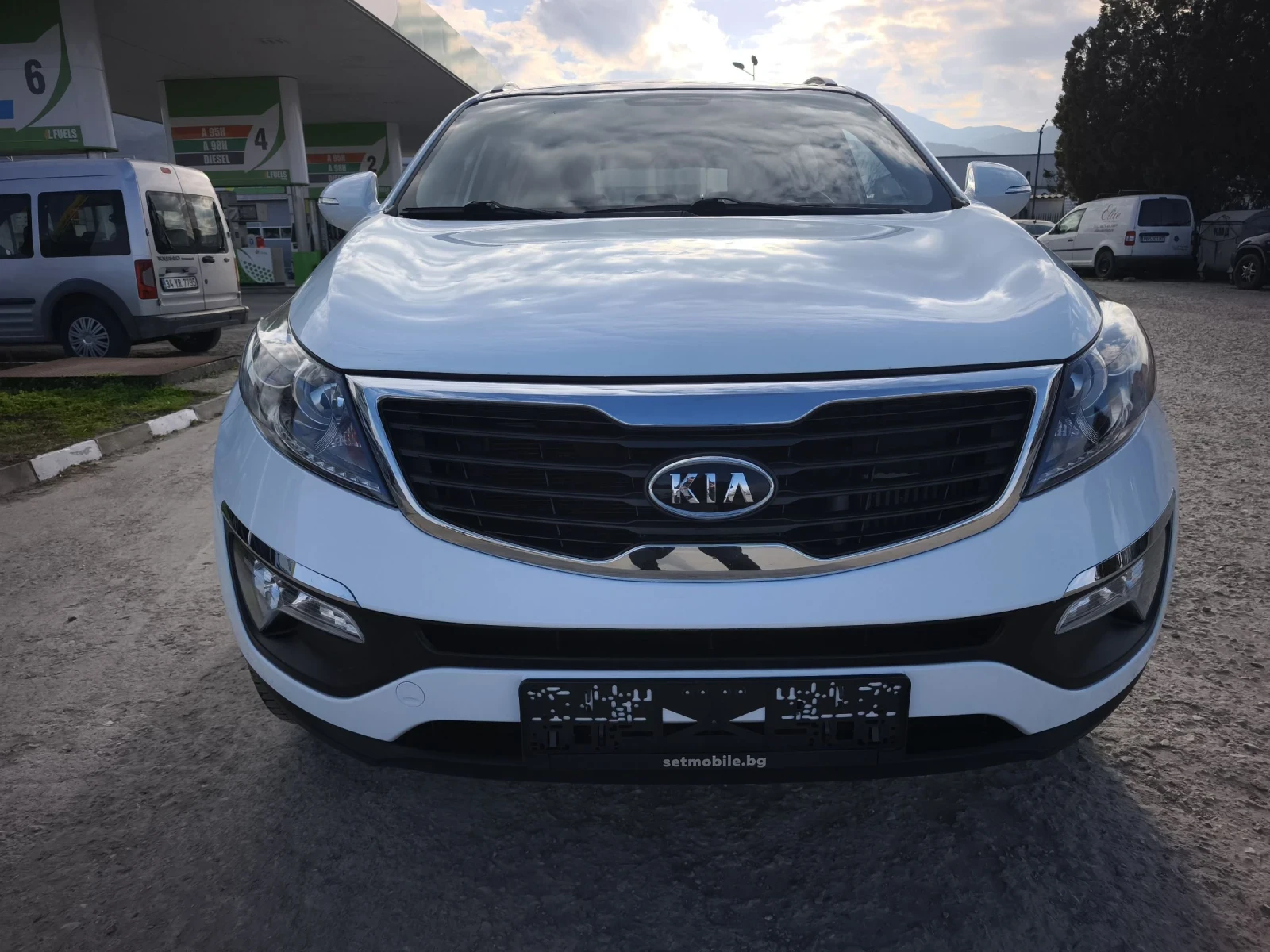 Kia Sportage 1.7d EXCLUSIVE NEW !!!!, снимка 2 - Автомобили и джипове - 53925941