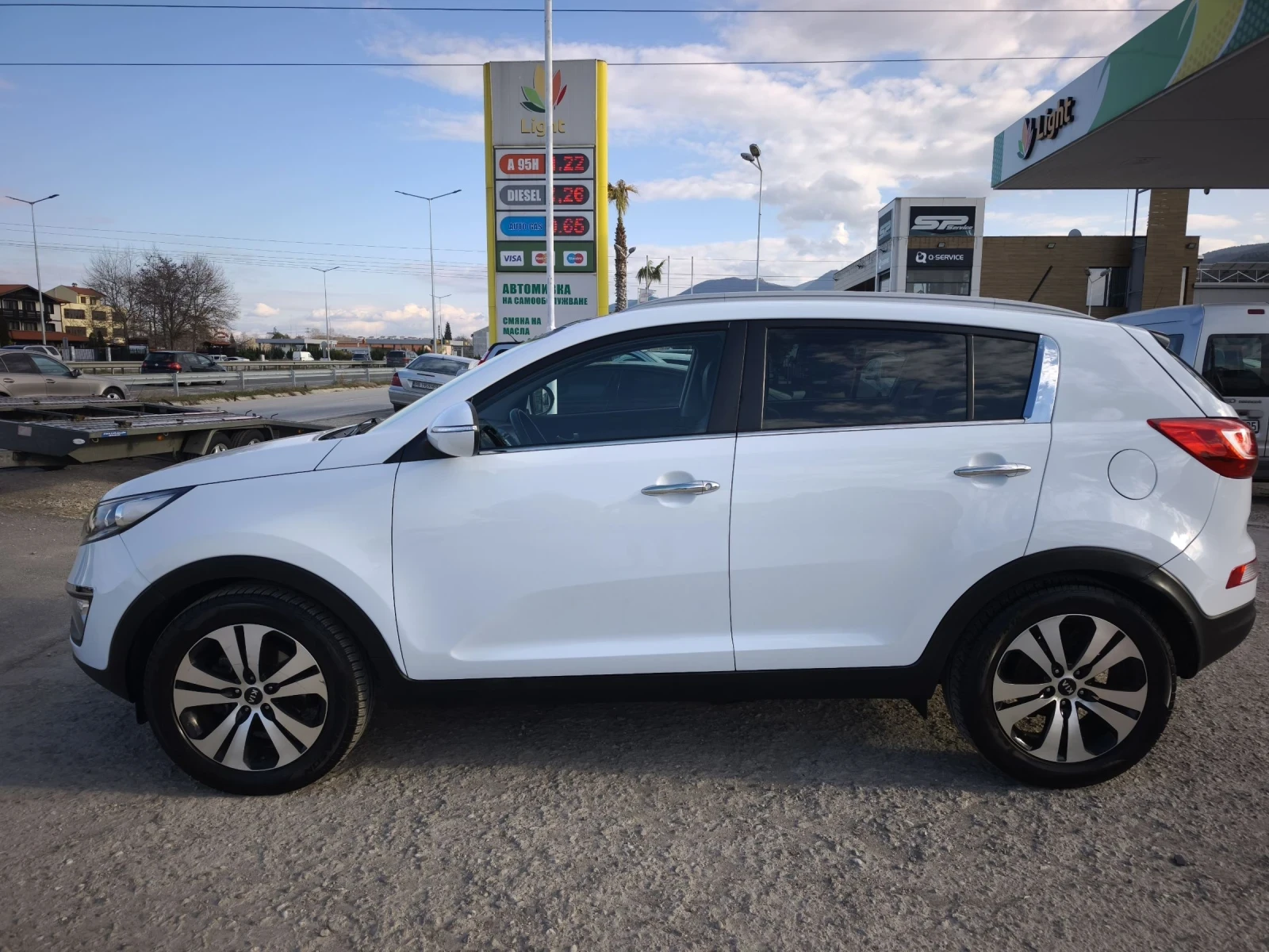 Kia Sportage 1.7d EXCLUSIVE NEW !!!!, снимка 6 - Автомобили и джипове - 53925941