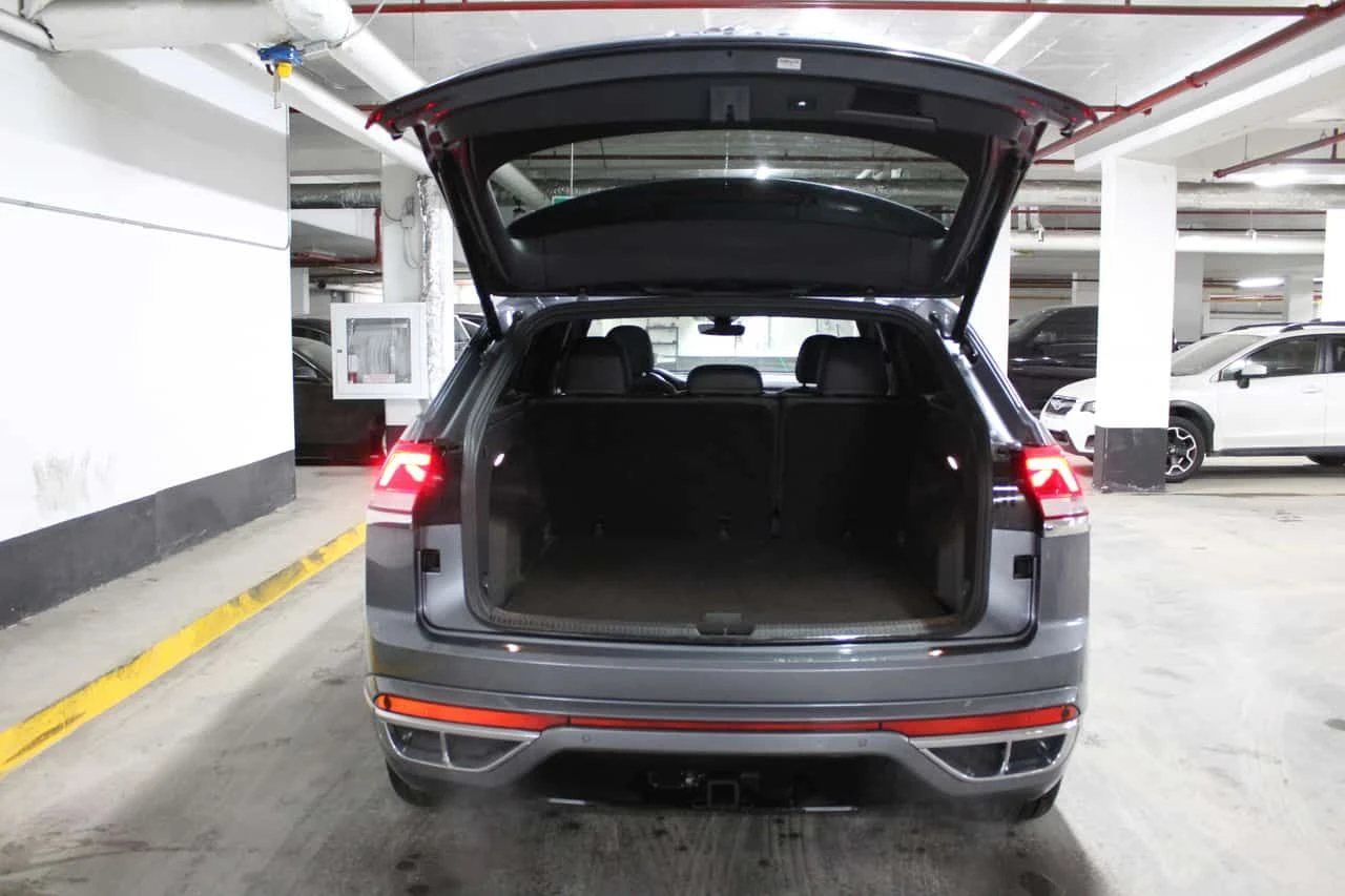 VW Atlas * Execline * CARFAX * ЦЕНА ДО БГ, снимка 8 - Автомобили и джипове - 54001817