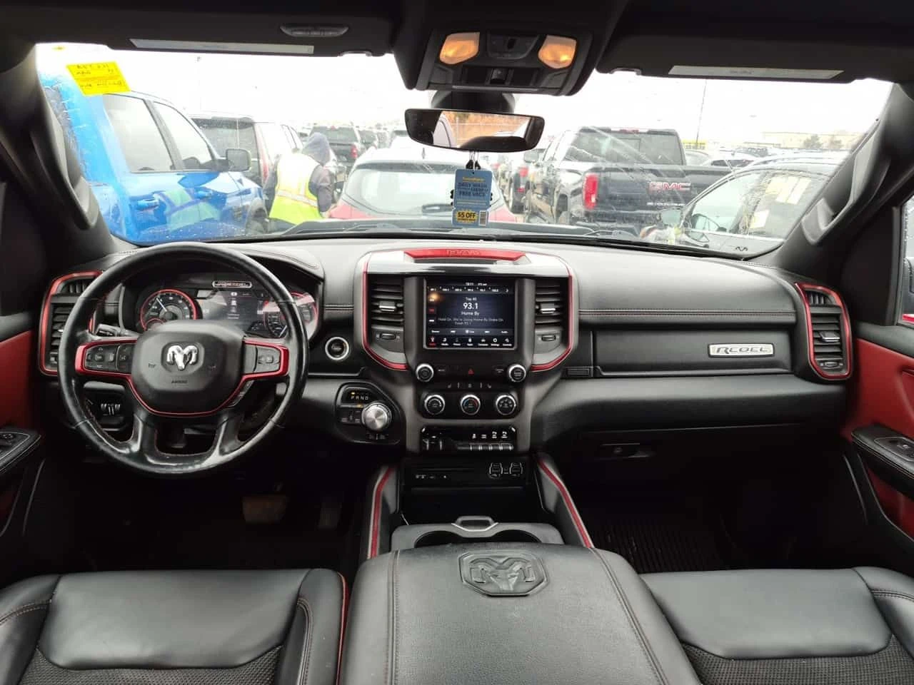 Dodge RAM 1500 REBEL/CARFAX/Reverse Camera/Подгрев/Нави/, снимка 6 - Автомобили и джипове - 54034311