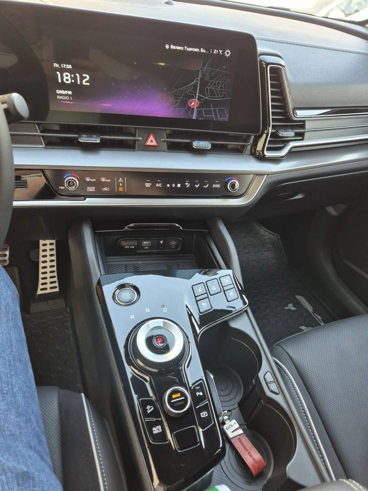 Kia Sportage HEV, снимка 5 - Автомобили и джипове - 54353477