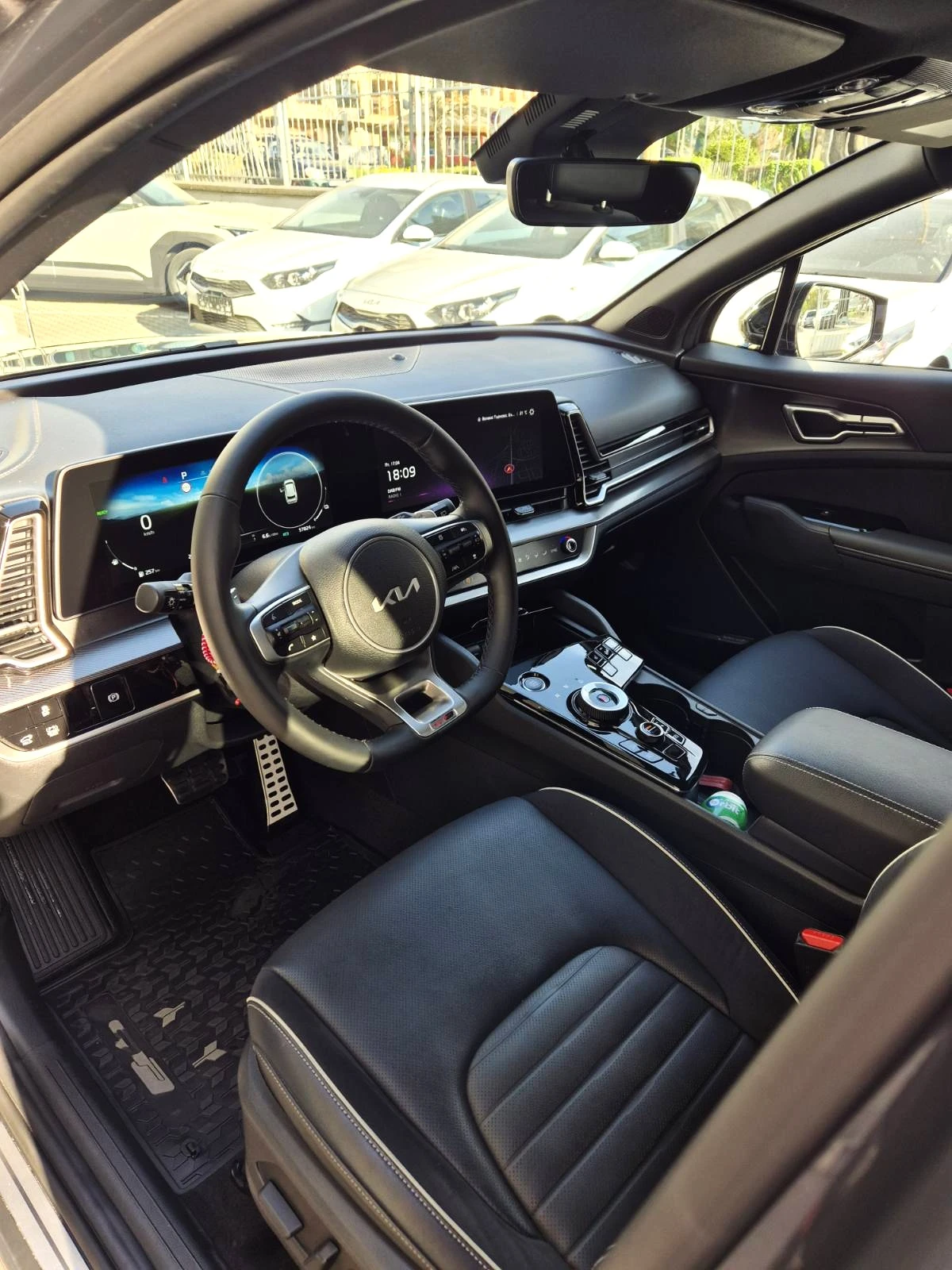 Kia Sportage HEV, снимка 12 - Автомобили и джипове - 54353477