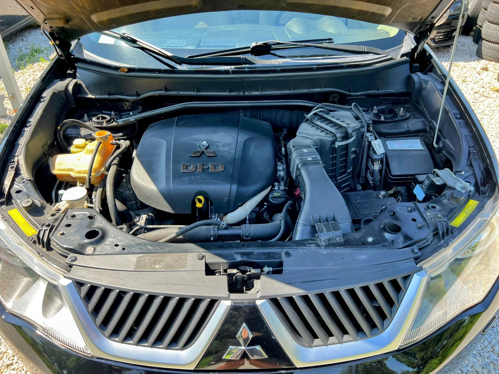 Mitsubishi Outlander 2.2DID 6-SPEED/KEY-LESS, снимка 16 - Автомобили и джипове - 54819083