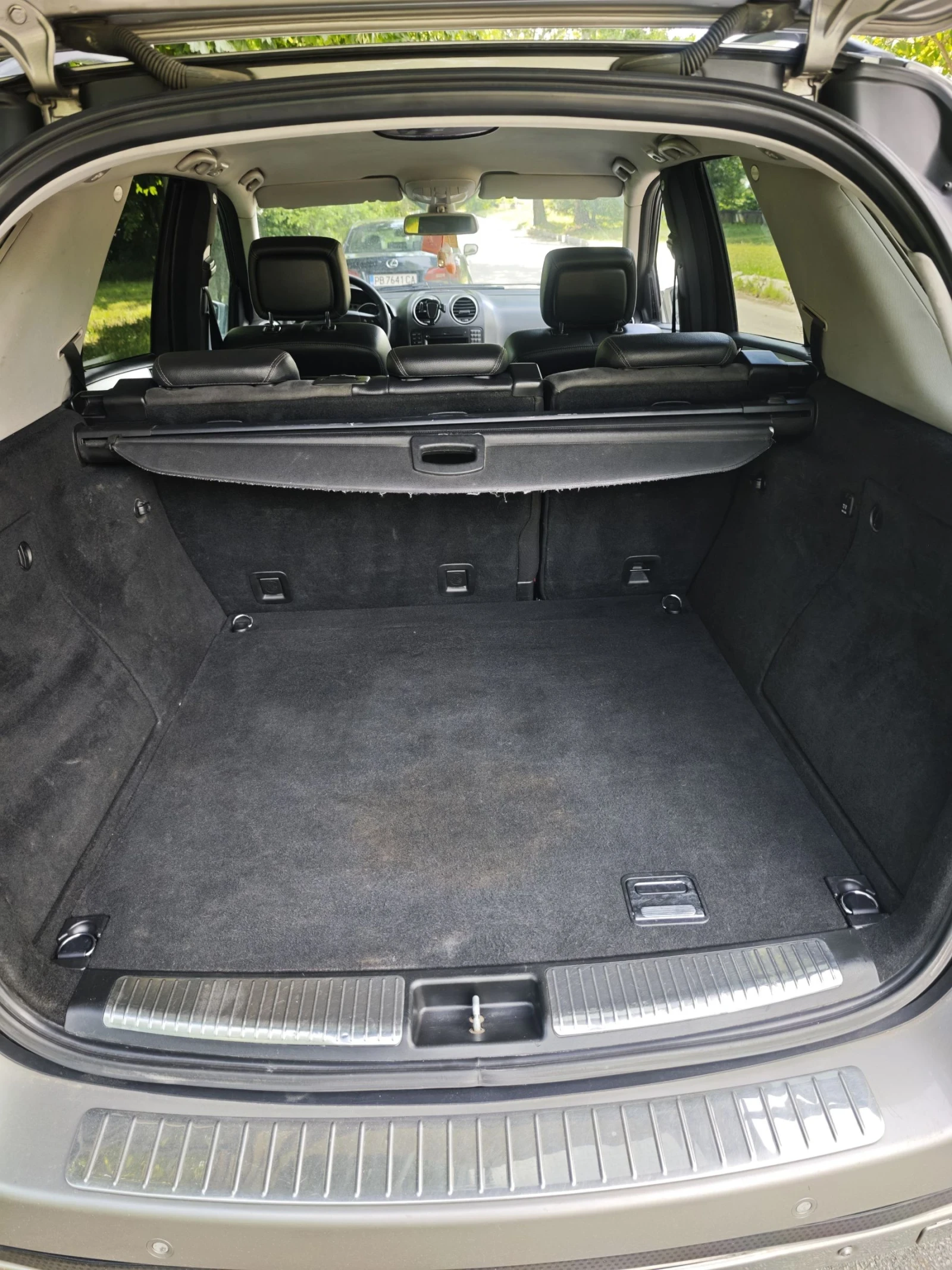 Mercedes-Benz ML 320, снимка 6 - Автомобили и джипове - 54966368