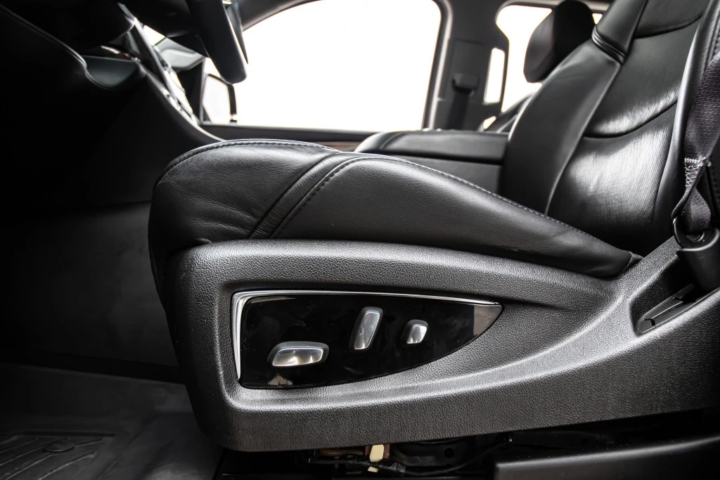 Cadillac Escalade ESV Premium Luxury, снимка 12 - Автомобили и джипове - 55354642