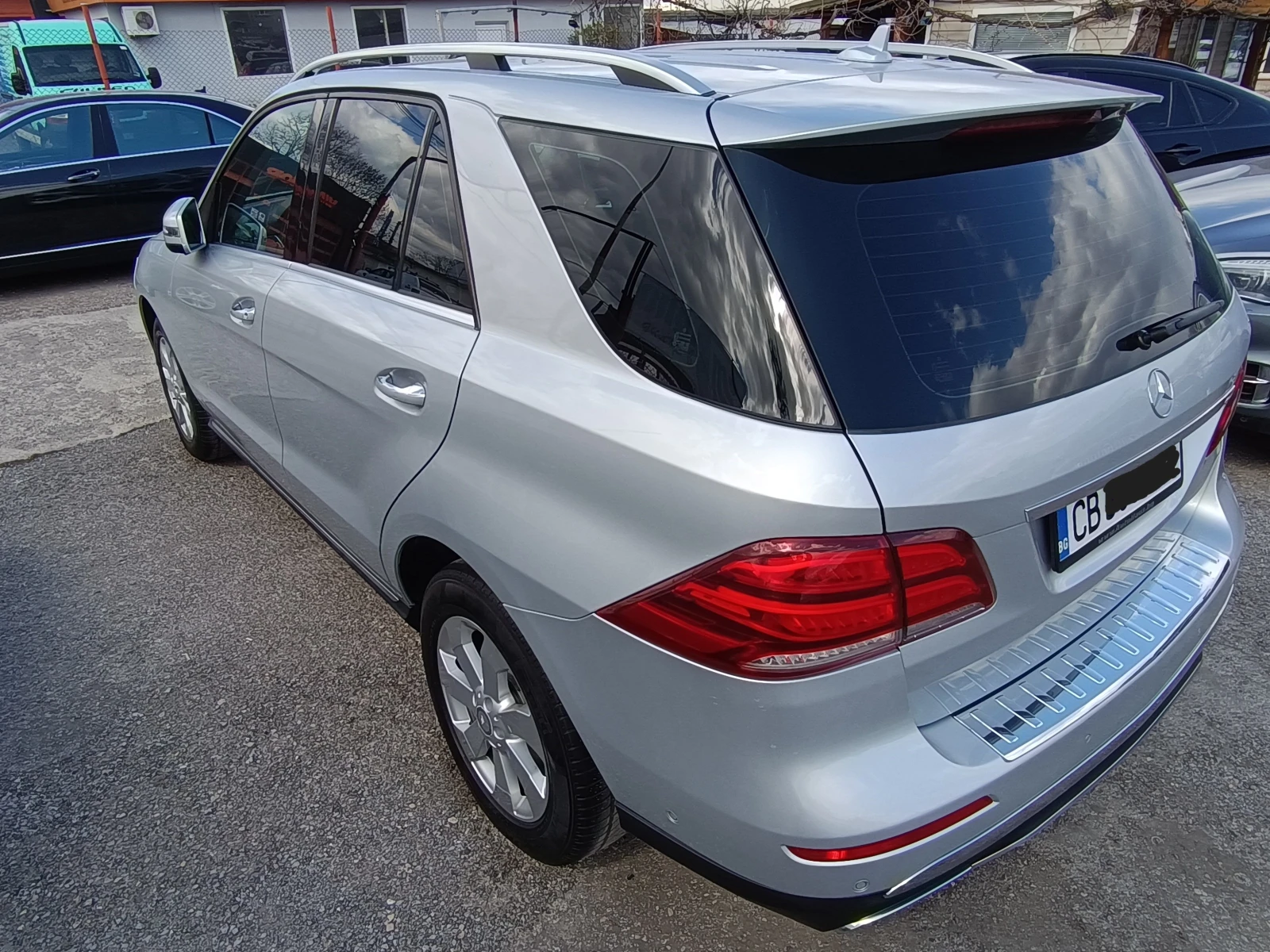 Mercedes-Benz GLE 350 ШВЕЙЦАРИЯ !!! ВСИЧКО ПЛАТЕНО !!! ОБСЛУЖЕН !!!, снимка 7 - Автомобили и джипове - 55959795