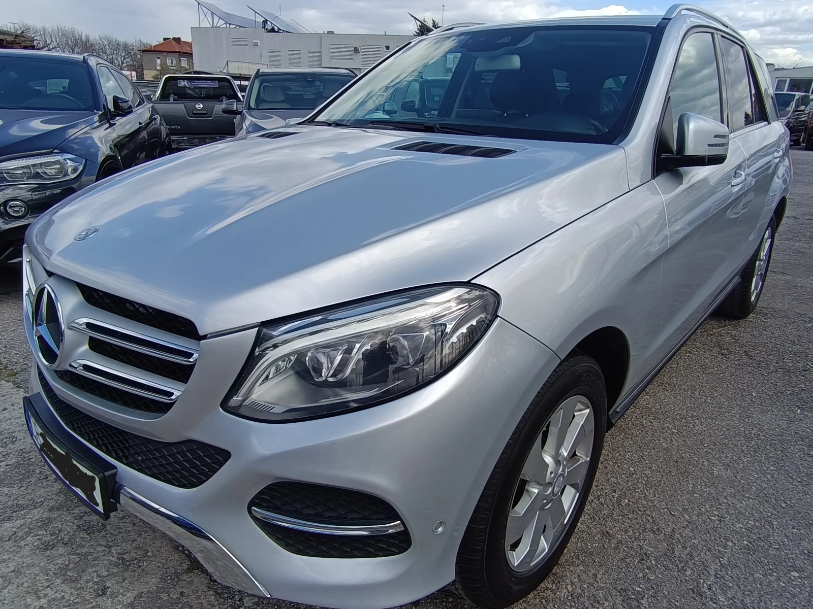 Mercedes-Benz GLE 350 ШВЕЙЦАРИЯ !!! ВСИЧКО ПЛАТЕНО !!! ОБСЛУЖЕН !!!, снимка 2 - Автомобили и джипове - 55959795