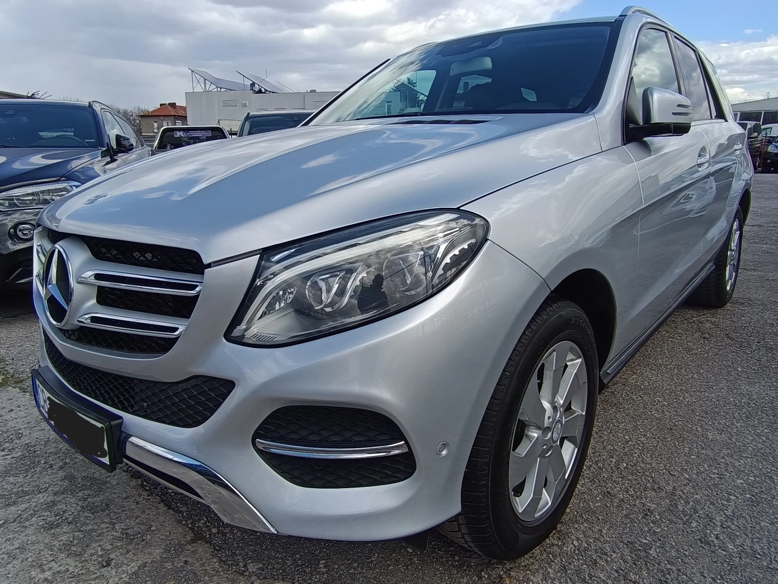 Mercedes-Benz GLE 350 ШВЕЙЦАРИЯ !!! ВСИЧКО ПЛАТЕНО !!! ОБСЛУЖЕН !!!, снимка 5 - Автомобили и джипове - 55959795