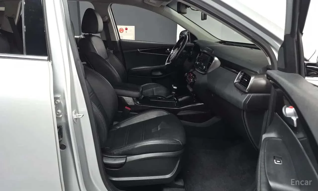 Kia Sorento * Diesel 2.0 4WD * Prestige *  | Mobile.bg � ����������� 11
