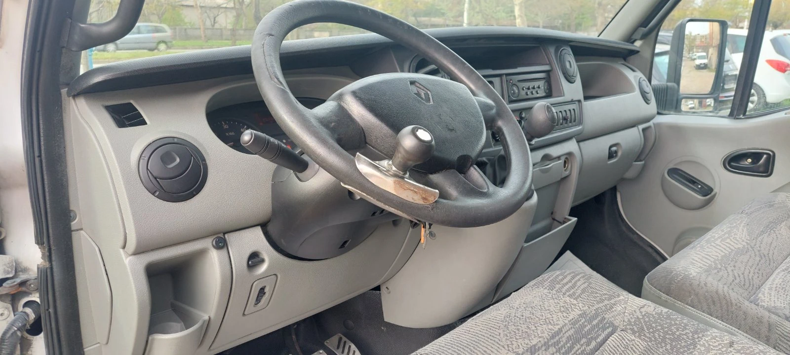 Renault Master 3.0 dci клима - изображение 8
